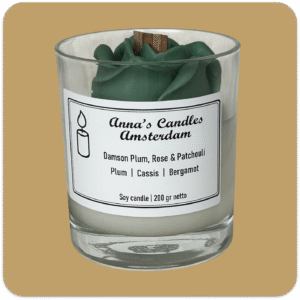 Scented Candle Damson Plum, Rose & Patchouli